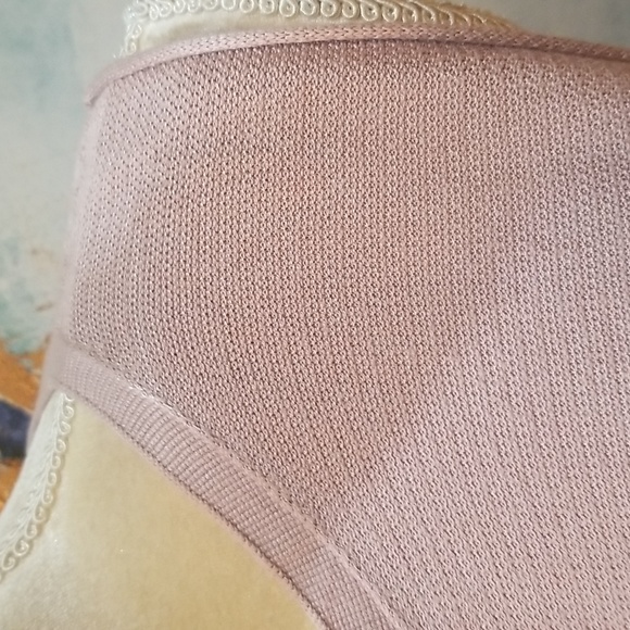 Armani Collezioni Blush Tunic Knit Sleeveless Top Sz. 12 Made in Italy $350 MSRP - Picture 5 of 10